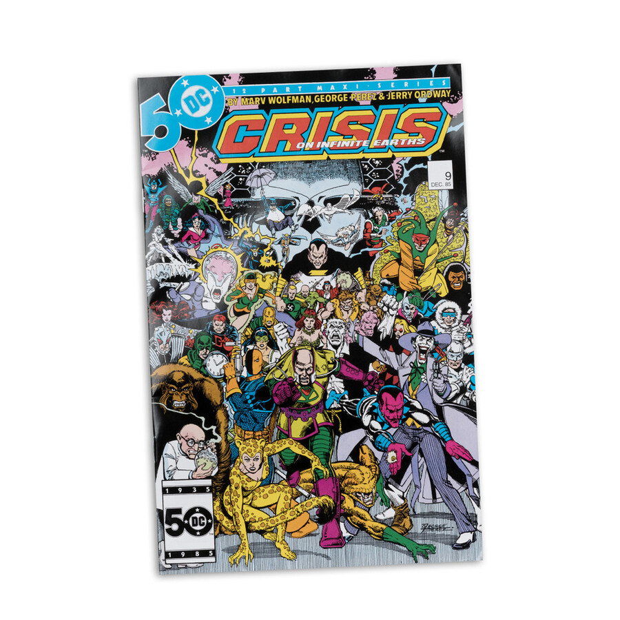 paquete de perforadoras de páginas de superman hora ceroel guasón crisis en tierras infinitas con cómics 2 figuras de 7