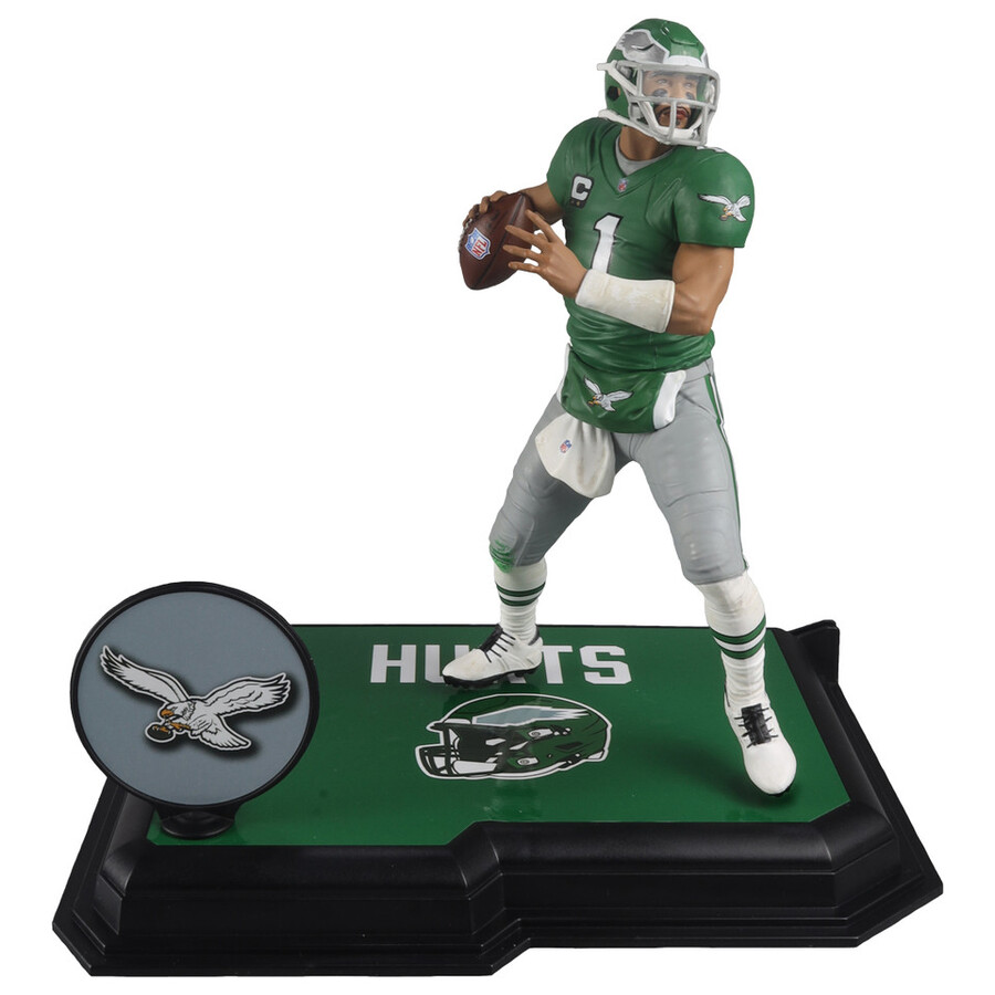 figura de 7 de la nfl gold label de jalen hurts con camiseta de kelly green philadelphia eagles de mcfarlanes sportspicks exclusiva de la tienda de juguetes mcfarlane