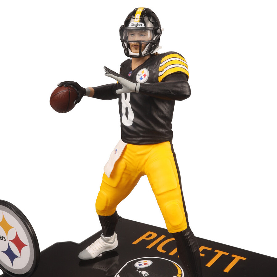 figura de 18 cm de kenny pickett pittsburgh steelers de la nfl - mcfarlanes sportspicks